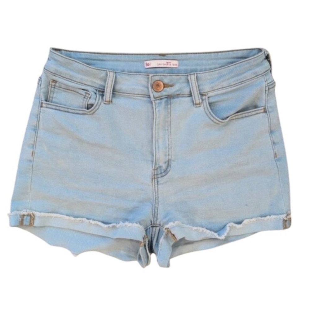 SO Junior's 13 Light Wash High-Rise Curvy Shorty Shorts 5-Pocket Stretch